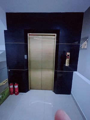 The owner himself rented the 114 B Bạch Đằng flat.