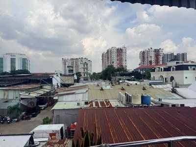 Rent 5 x 10 meters 2 floors, 3 bedrooms, alleys, Nguyễn Văn Quá, District 12