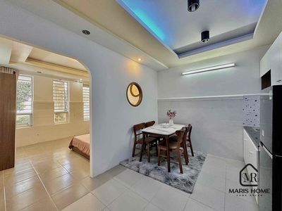 The two bedrooms, full-story bedroom.