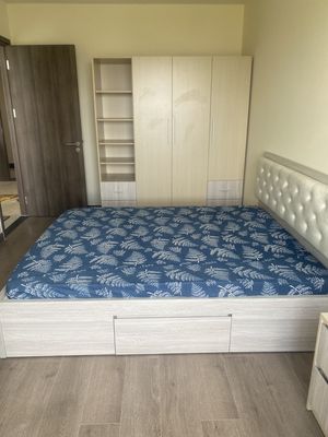 Rents to District 7 Boulevard new houses full of high-level cool furniture.