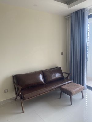 Rents to District 7 Boulevard new houses full of high-level cool furniture.