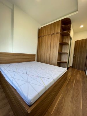 Renting the 7 riverside 7/3 beautiful view bedroom, full top furniture