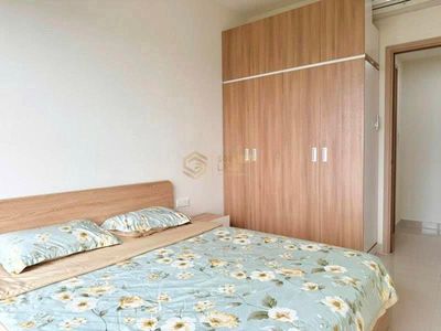 The owner sends a bedroom. A toilet for 15 million empty houses.