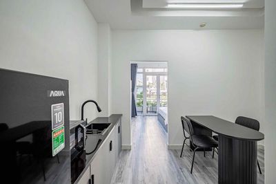 With 7 million and 5 in possession of one bedroom with a balcony, Bến Thành.