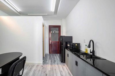 With 7 million and 5 in possession of one bedroom with a balcony, Bến Thành.