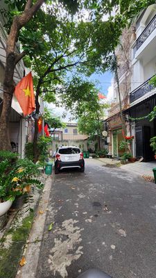The 3rd floor of Earth is a million millionth Street