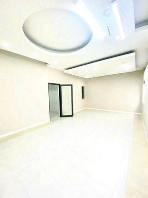 Hoa Lan cash product - equal 8 M - wide space - at 50 million