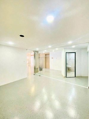 Hoa Lan cash product - equal 8 M - wide space - at 50 million