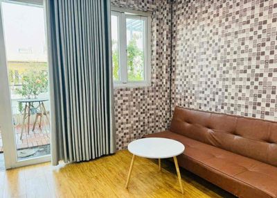 Two bedrooms, two floored toilets.