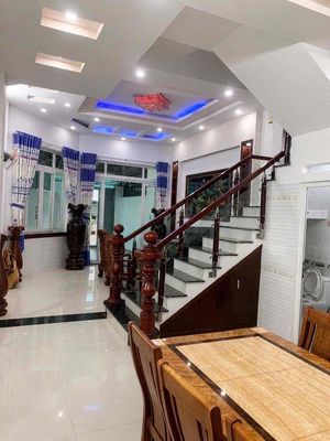 Rent the whole place 1.5 x 25 meters, 3 số 9-7. 9 Gò Vấp.