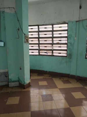 Rent a new room painting the District 11 for 500 kilometers.