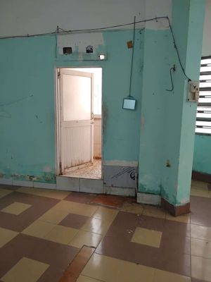 Rent a new room painting the District 11 for 500 kilometers.