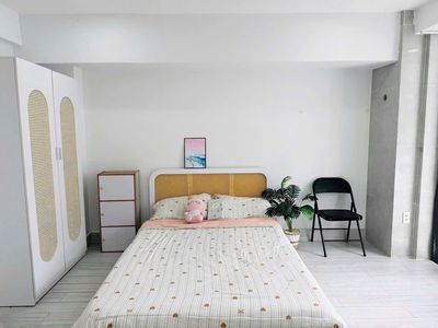 apartment full of furniture right Nguyễn Văn Lượng - near the cultural park