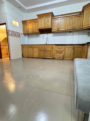 ground floor - have its own backyard - full basic interior