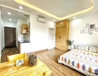 Room Full Seven, 30 meters new, near the Constitutional University, District 8