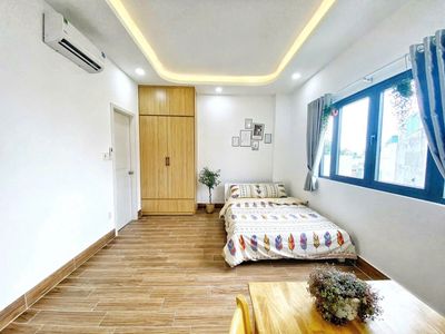 Room Full Seven, 30 meters new, near the Constitutional University, District 8