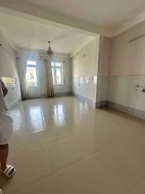 R 1 Trần Quang Cơ 4/4 X20 M, 4 shots, 5 bedrooms, 20 million