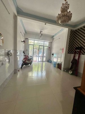 R 1 Trần Quang Cơ 4/4 X20 M, 4 shots, 5 bedrooms, 20 million