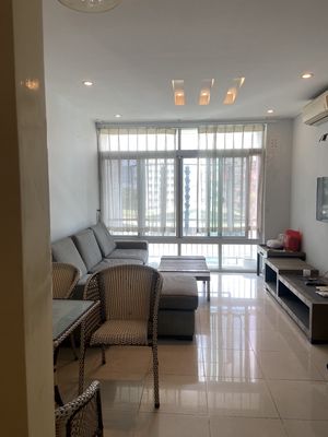 Need to rent a Tản Đà apartment, 1893, District 5, 16 million a month.