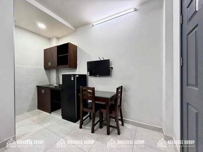rented an apartment full of furniture — Tân Bình — near the University of swinburne