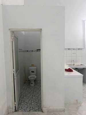 Rent 5-020 m-- P.Z.z.2-- Clean--get in right-- 5 million a month.