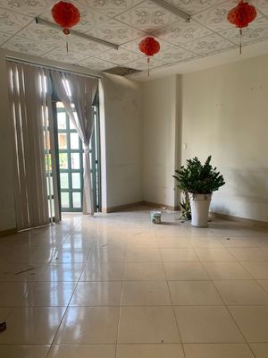 Renting the entire Nguyễn Hữu Cảnh alley, Bình Thạnh