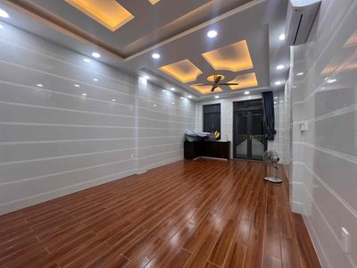2 P studios are super nice - right Phạm Văn Xảo - bri-news