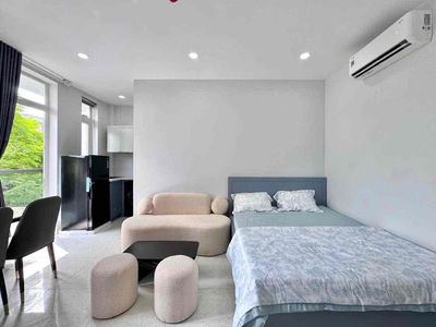 The LZz1 furniture studio