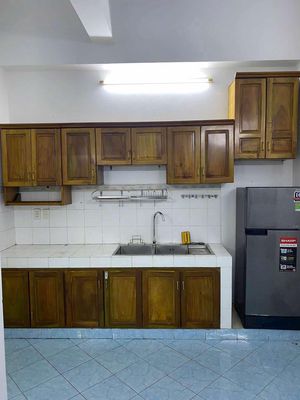 Need to rent apartment 203 Nguyễn Trãi, District 1, 8.5 million a month.