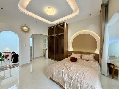 3 rooms full of furniture