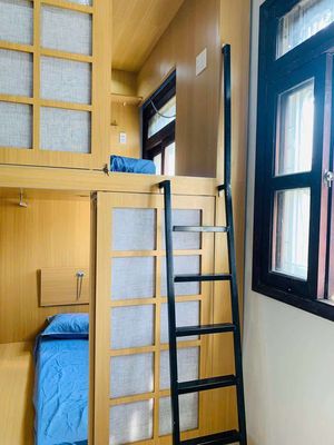 The modern sleepbox in District 8, which is 1 million.