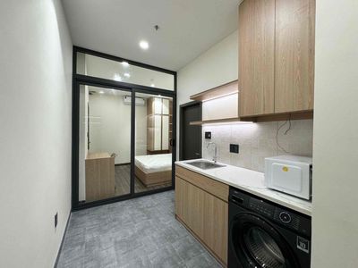 Rent the apartment. It's a kitchen room.