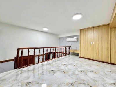Rent a high-end tone wood-free motel with elevators + car vaults