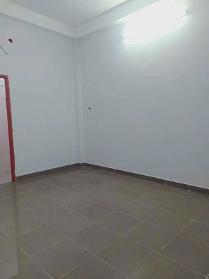 7 feet down the alley. Phan Huy Ích. 4 x 16 meters, 2 floors, 4 bedrooms, 4 toilets.