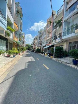 The 1st Street 31 Mount 4 x 16 is 16 million