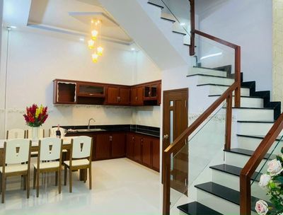 Renting hxt 80/3 A Trần Quang Diệu, 1894 14, District 3 nears the Poet Crossing