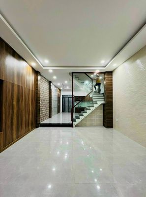 Rent 1 230 B Phan Đình Phùng, 070 1, Q. Phú Nhuận