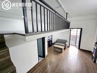 Rent apartment to the new balcony--in the shower dress-- good T9/2026.