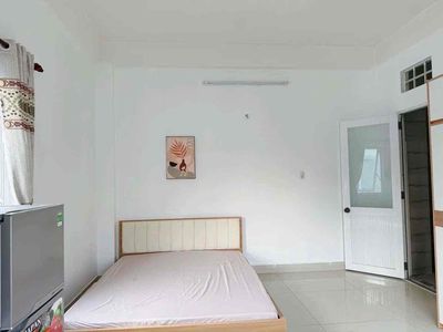 rented room kdc by river opposite dh Rmm