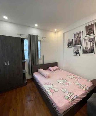 Renting two-sided Cô Giang, District 1.