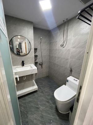 Rent two bedrooms full of furniture at 10 million.
