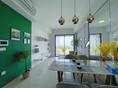Rent the apartment Cộng Hòa Garden 75 meters2, 2 bedrooms, price: 13 million.