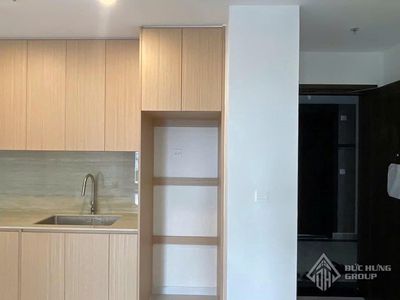 Victoria Village rents a three-room fund full plus a cost plus voucher 500 K