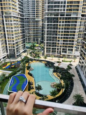 Click always picks a cheap price, 3 super-looking, super cool views all year round