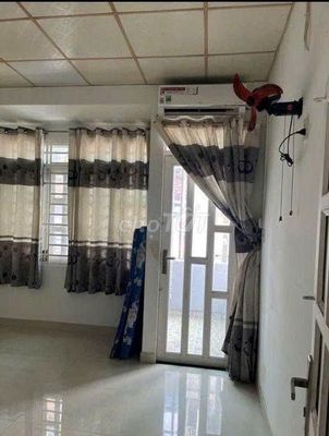 Rent the Trainer House / Hùng Vương, Regula One, District 10