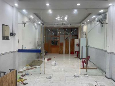 Business cash house