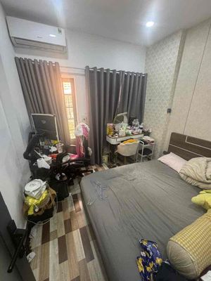 Clean house, two bedrooms, two Thống Nhất toilets near the lotte