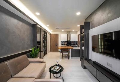 The owner of Quick Rents the Bedrooms and Dupex at Kingdom 101 District 10 Prices