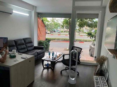 Rent the original ten20 Phạm Văn Đồng, Thủ Đức