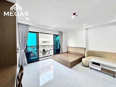 Rent a balcony suite of 45 M2th District 10 - near the market of the market.